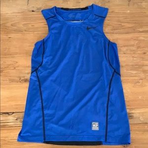 Blue men’s Nike Small hypercool tank